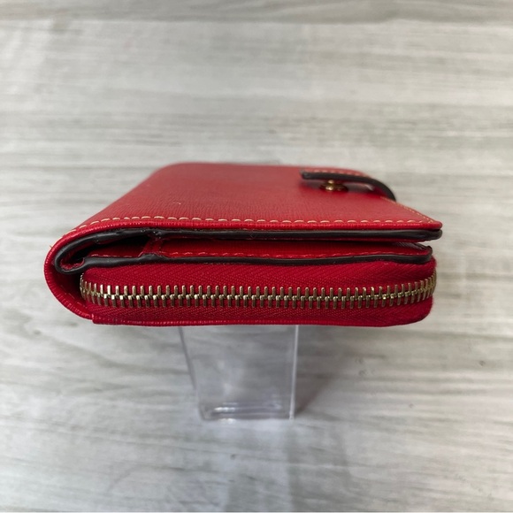 Dooney & Bourke Red Coated Canvas Compact Wallet Zip Pouch Credit Card Holder - Picture 16 of 16